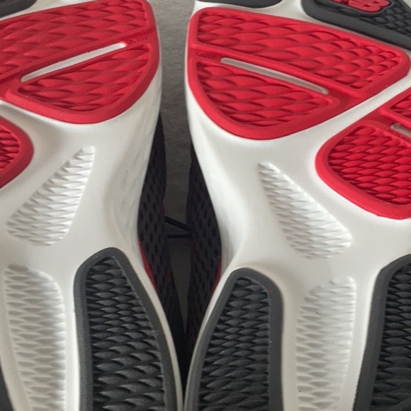 New Balance Men's Black and Red Athletic Shoes 517 - Picture 12 of 12